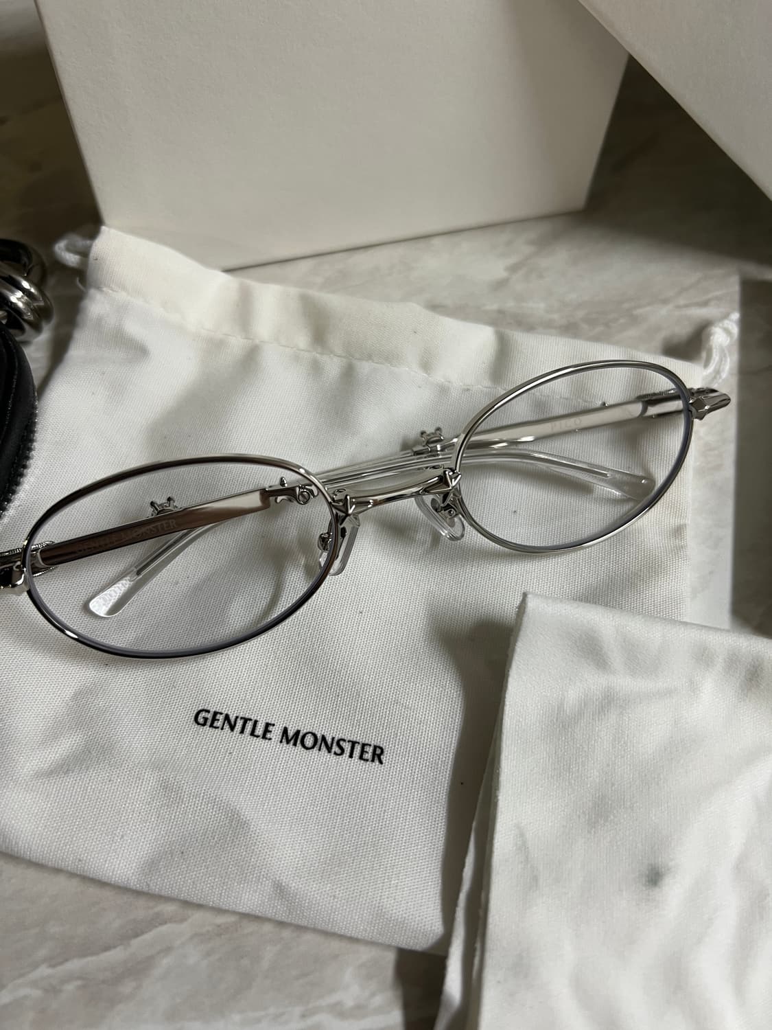 젠틀몬스터 피코 02 실버 클리어  상품이미지1