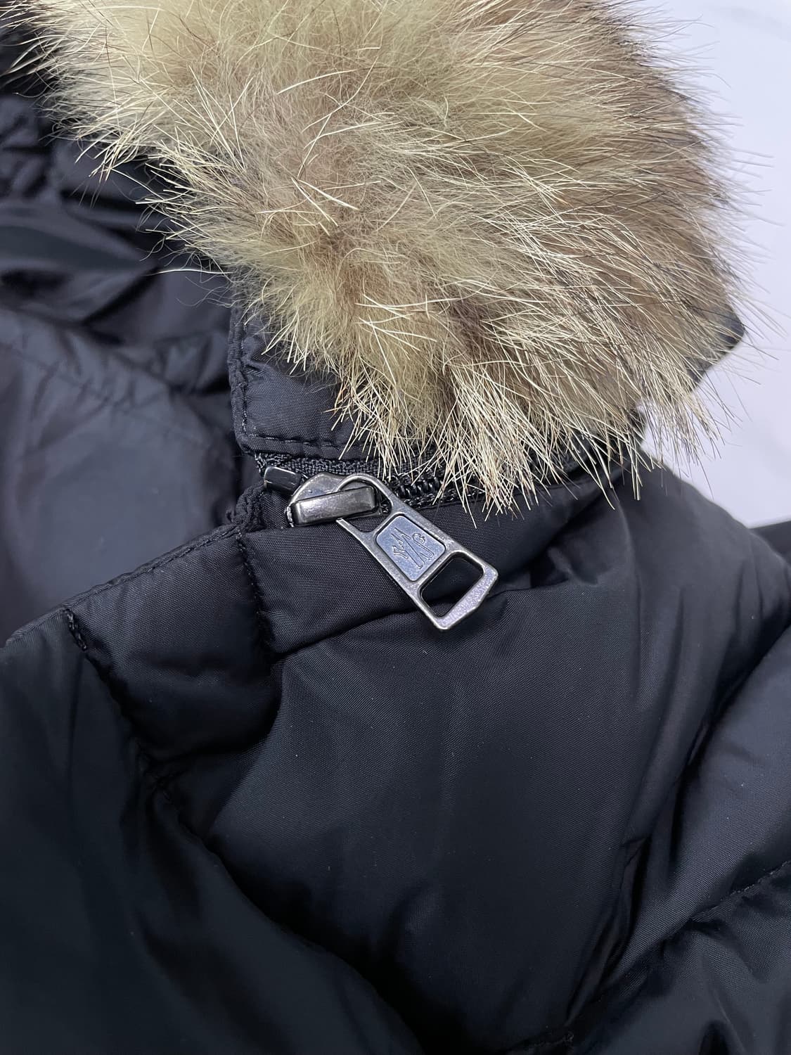 몽클레어 클루니 패딩 2사이즈 상품이미지3