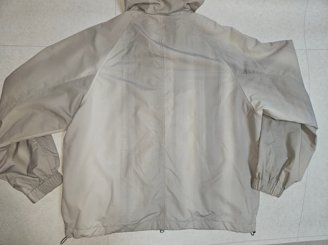 인사일런스 그라데이션 윈드 브레이커 S 상품이미지8