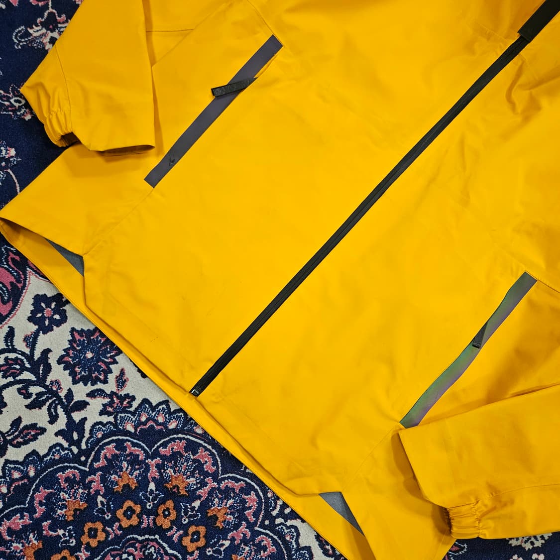아디다스 x 송민호 마이쉘터 레인 바람막이 자켓 2XL size 상품이미지4