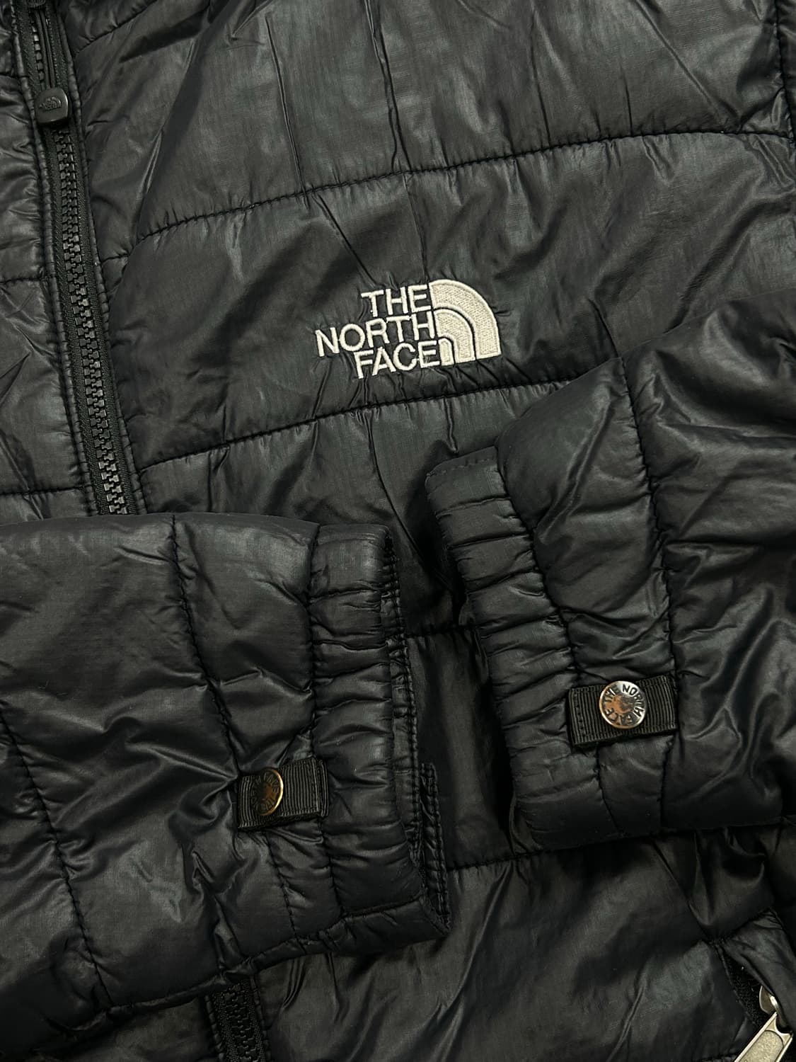 노스페이스 유광 경량패딩 L 상품이미지6