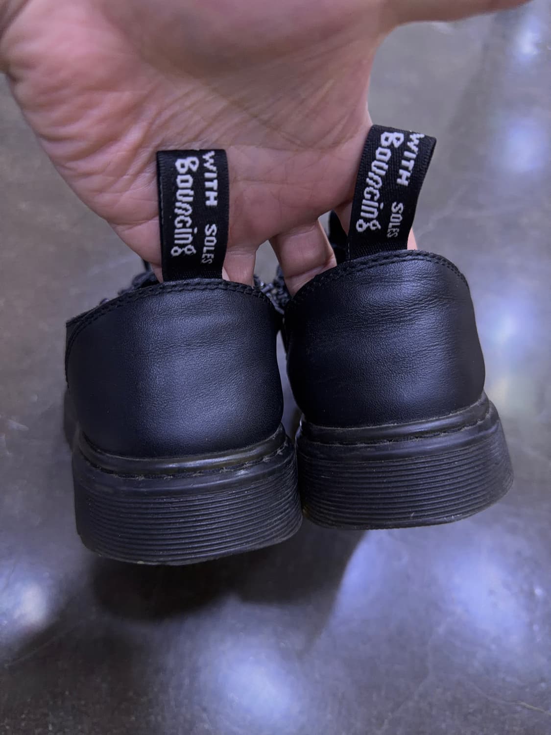 닥터마틴 단테 블랙 레더 지퍼 스니커즈 260 상품이미지6