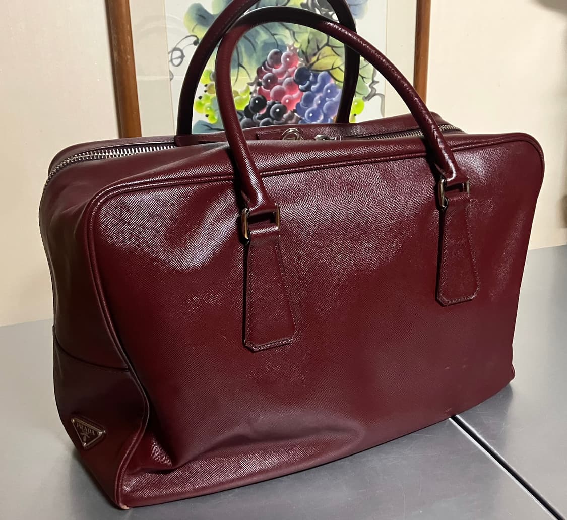 프라다 버건디 백 상품이미지1