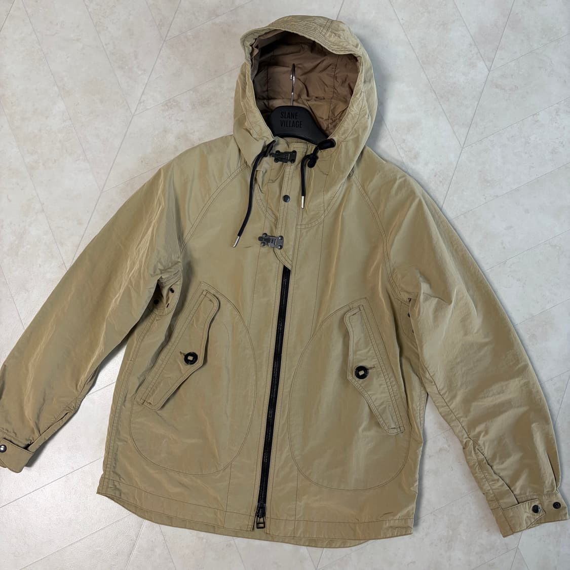 (M)이스트로그 x 비이커 덱 후드 파카 베이지 상품이미지5