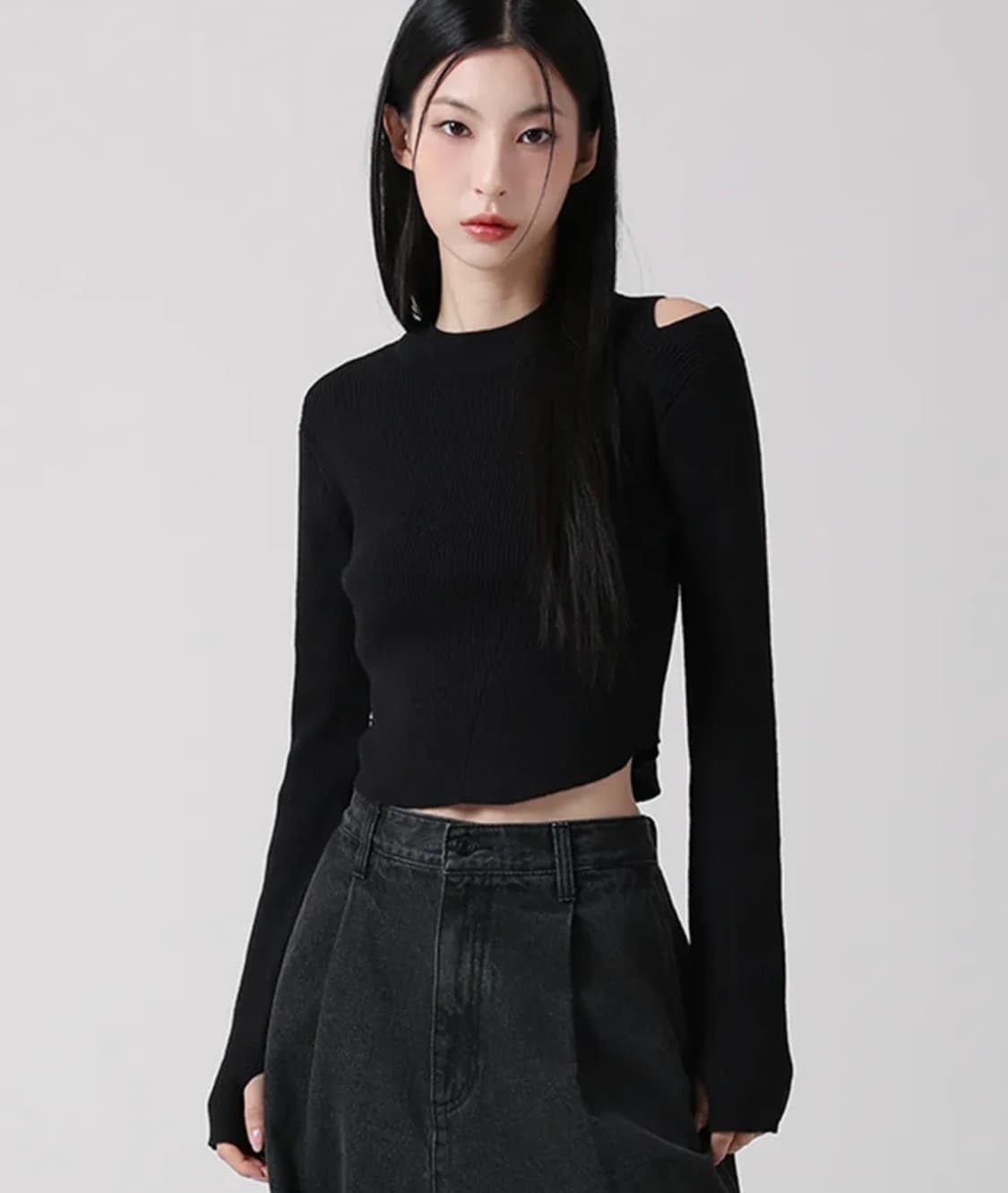 어반드레스 Tati Hole Round Knit BLACK 상품이미지1