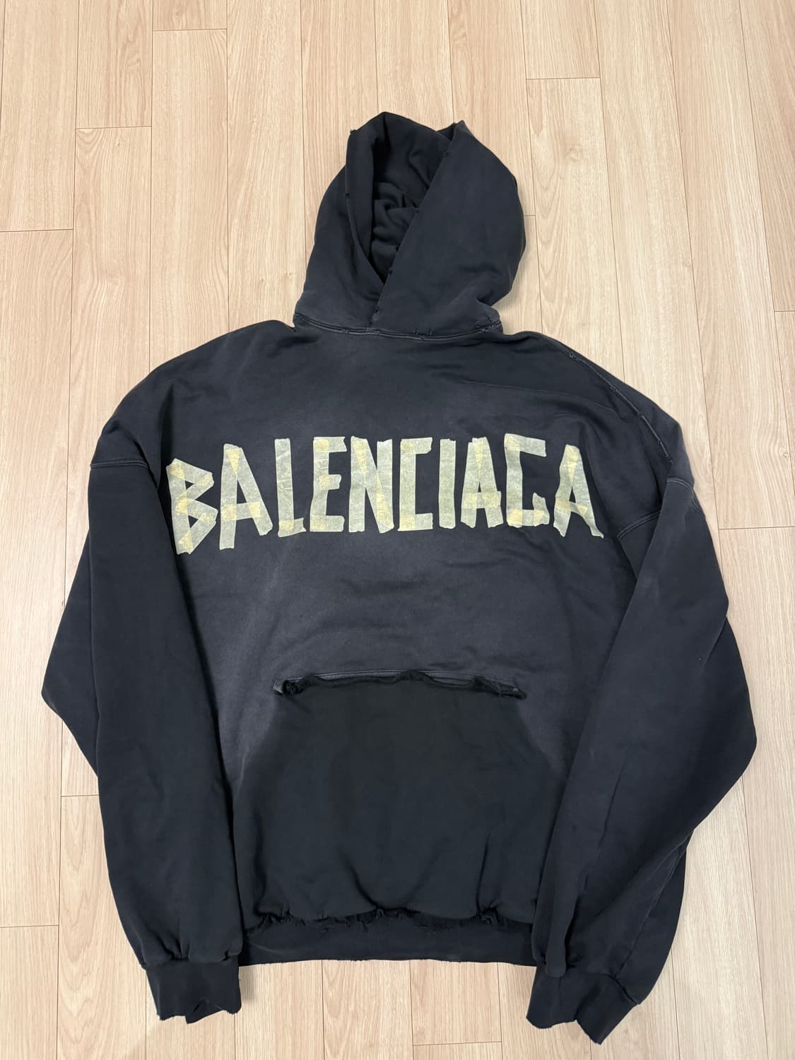 [4] 발렌시아가 테이프후드 국내매장판 상품이미지1