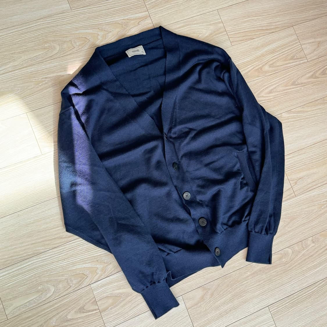 어나더오피스 매리노울 가디건 상품이미지1