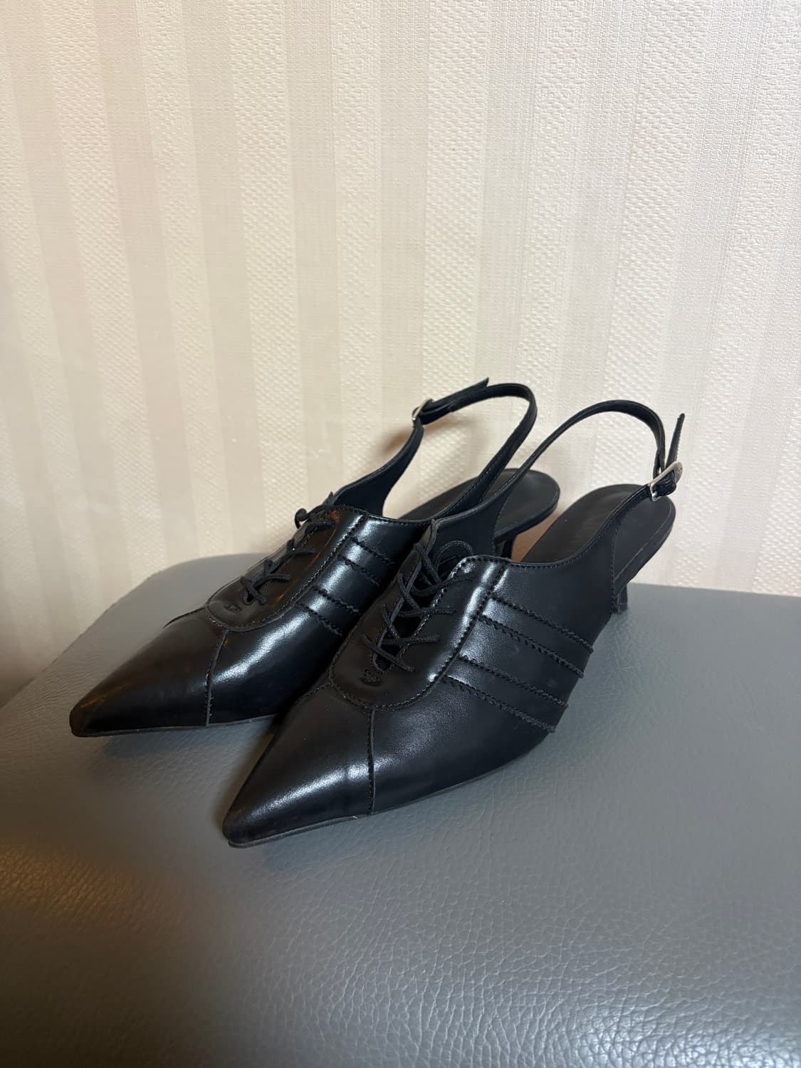 무드나잇 에이미 레이스업 키튼힐 펌프스 5cm 상품이미지2