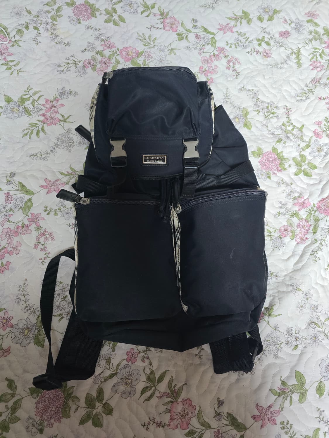 블랙라벨 버버리 백팩 상품이미지1
