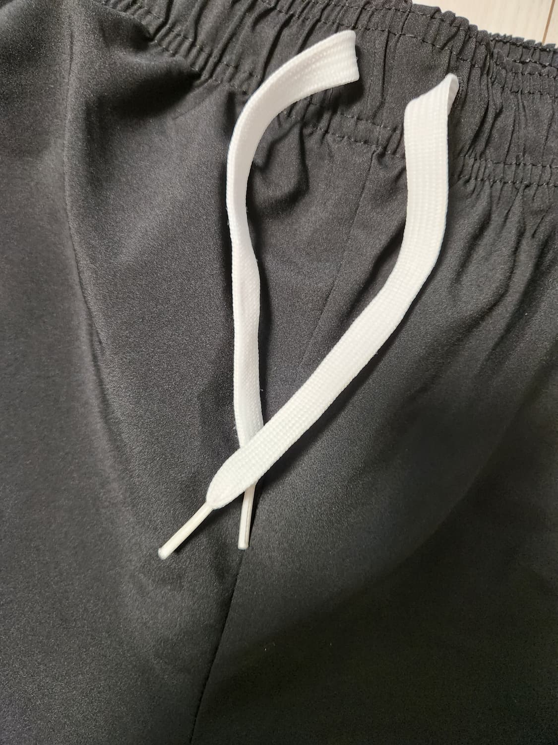 새상품급)아디다스 러닝 트레이닝 숏반바지 키즈 사이즈160 

사이즈 성 상품이미지2