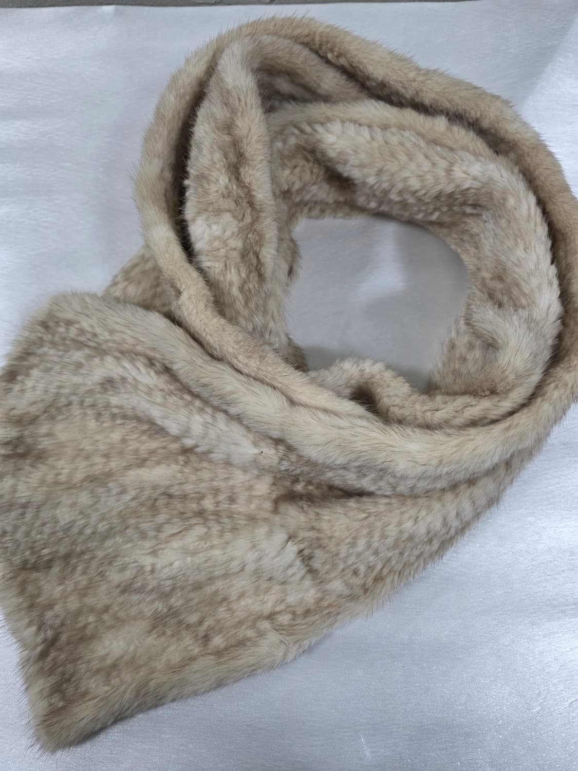 니팅밍크 털 목도리 베이지색 상품이미지1