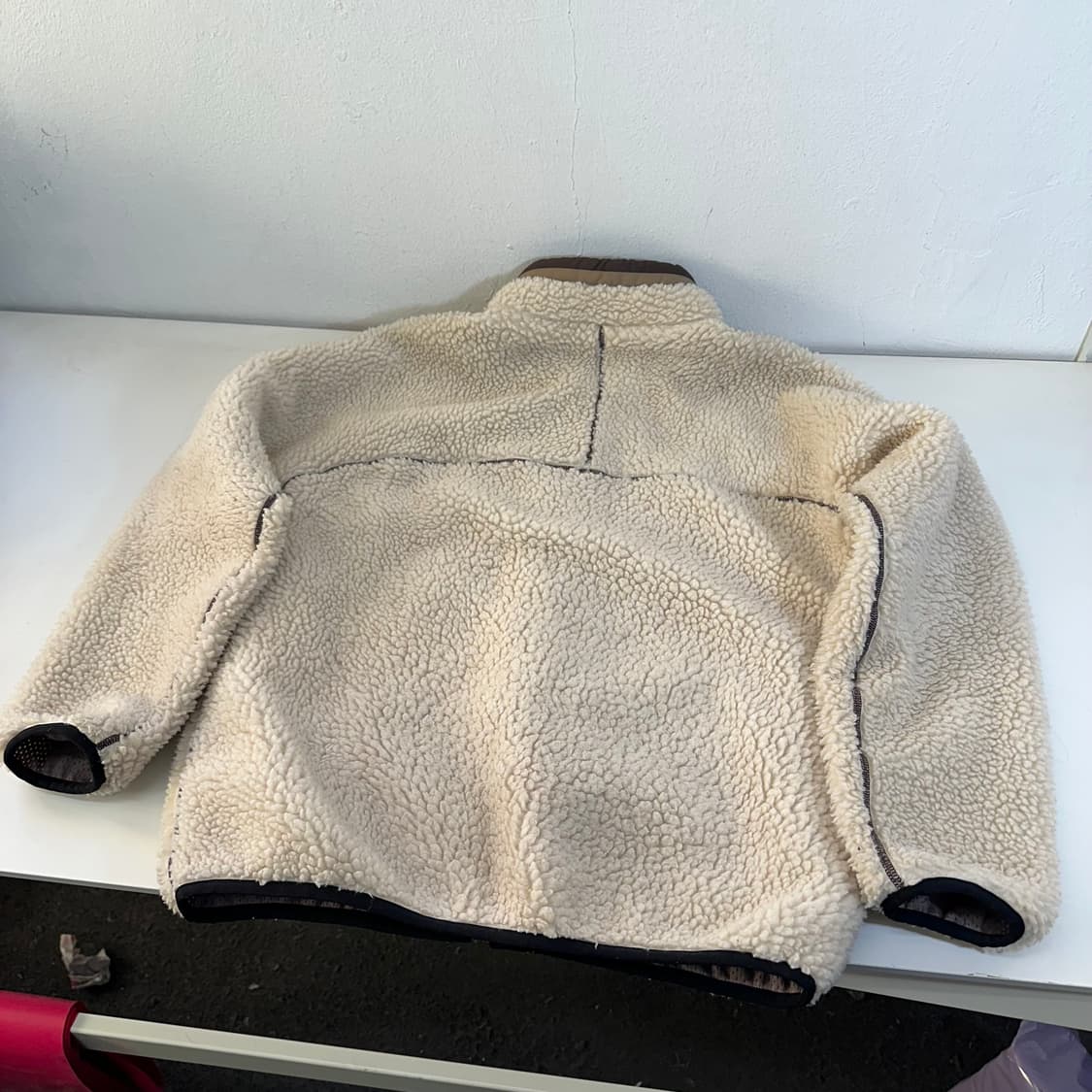 우먼FREE 스컬프터 베이지 뽀글이 후리스자켓 상품이미지6