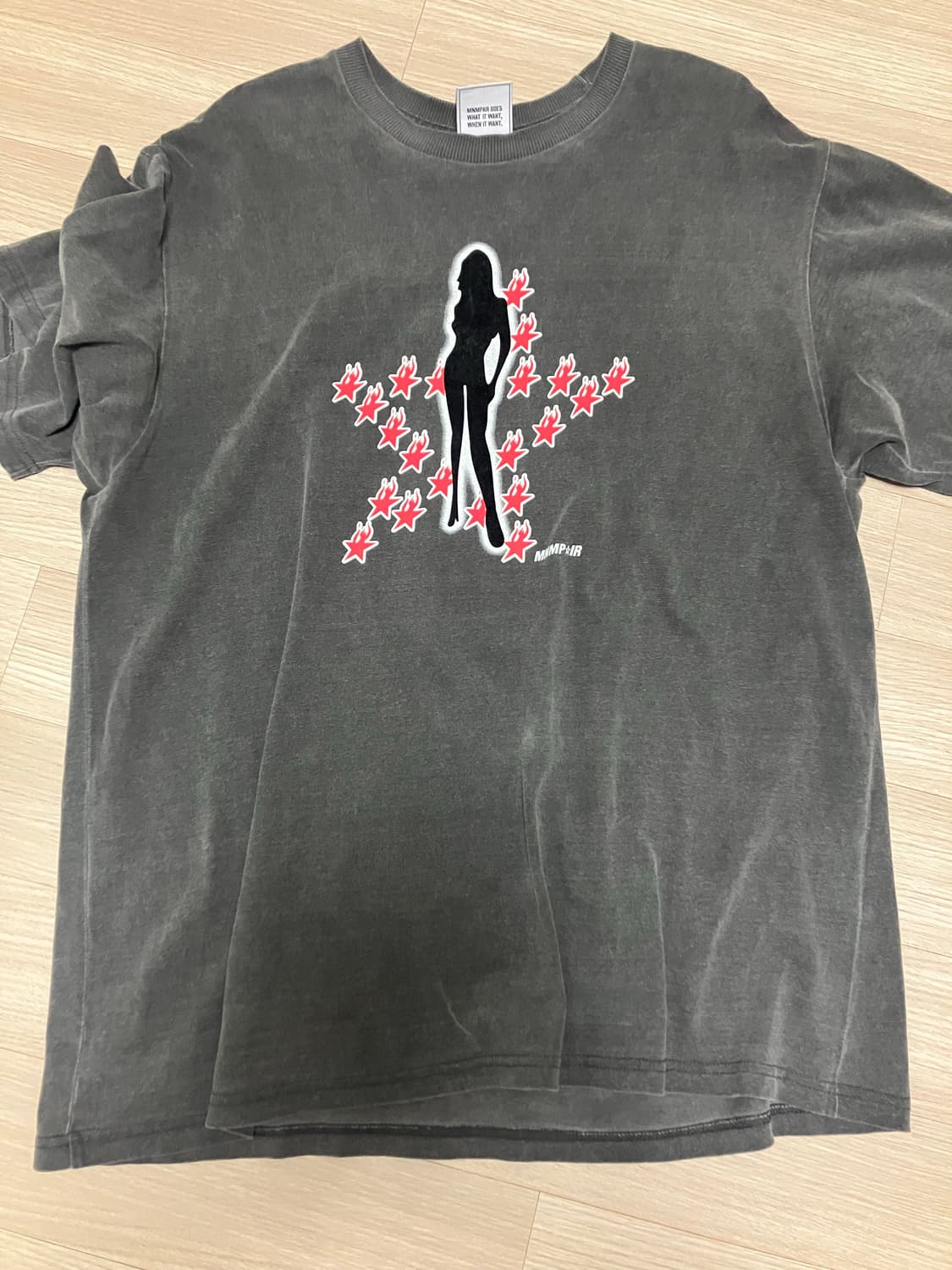 미니멀페어 burning star 반팔티셔츠 팝니다 상품이미지1