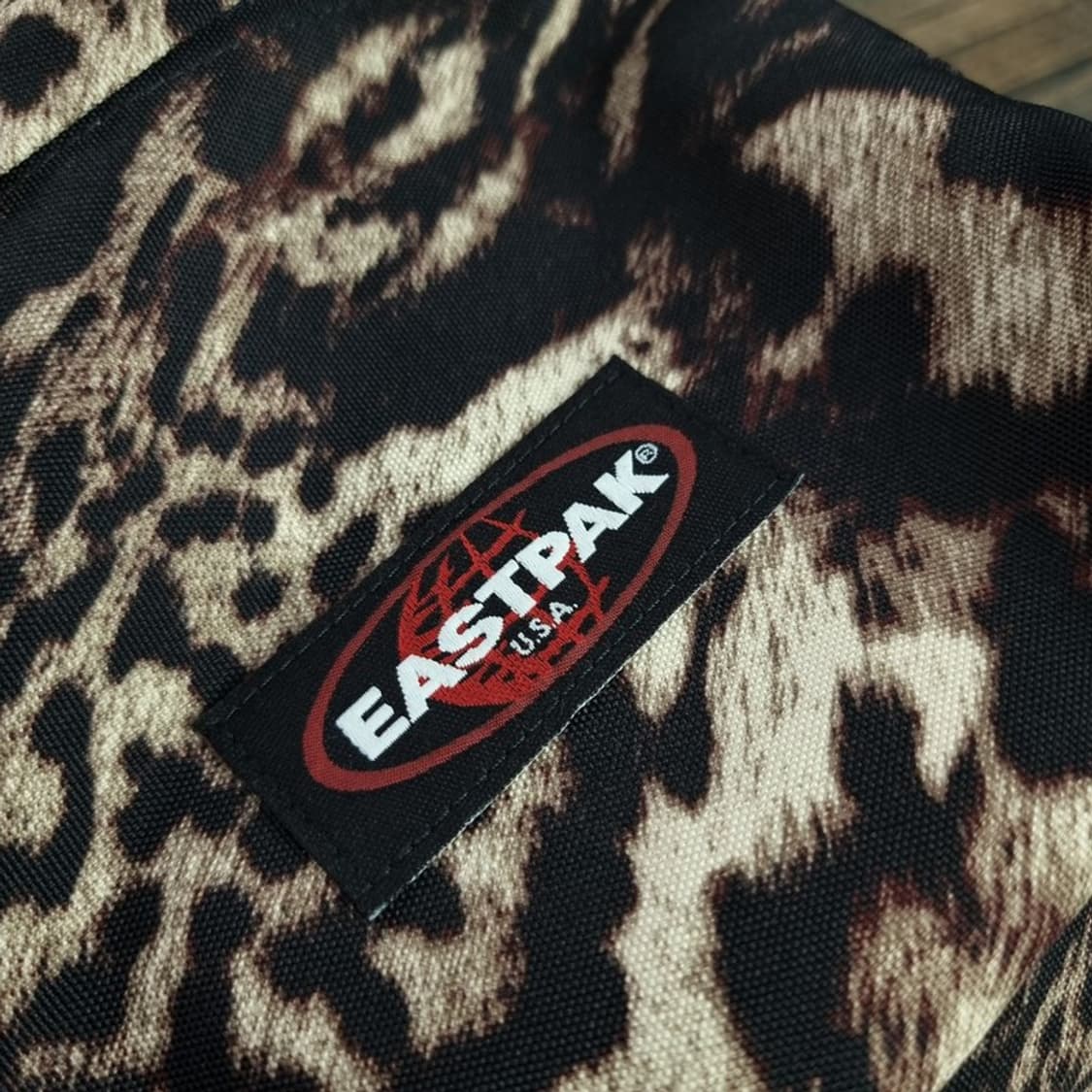 [이스트팩] 레오파드 패턴 백팩 M20035 상품이미지7