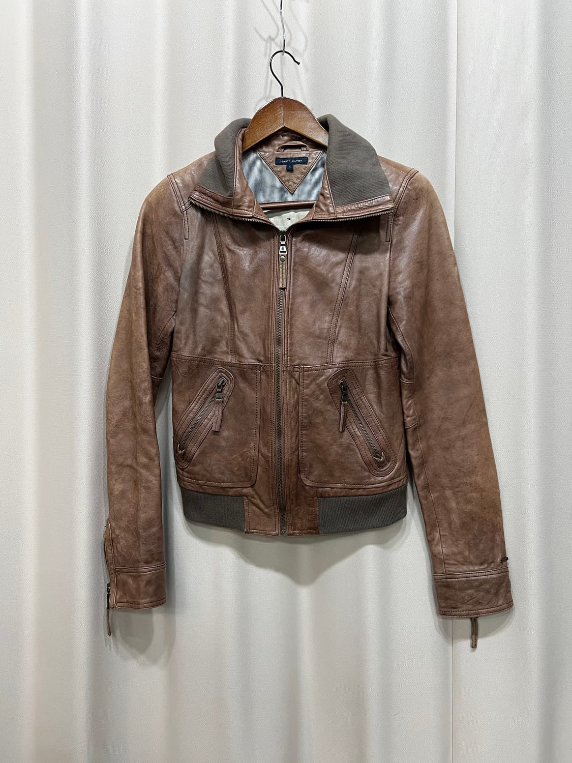 타미힐피거 양가죽 에이징 레더자켓  상품이미지2