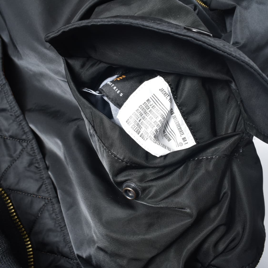  알파 인더스트리 MA-1 항공점퍼 플라이트 자켓 M  N0644 상품이미지5