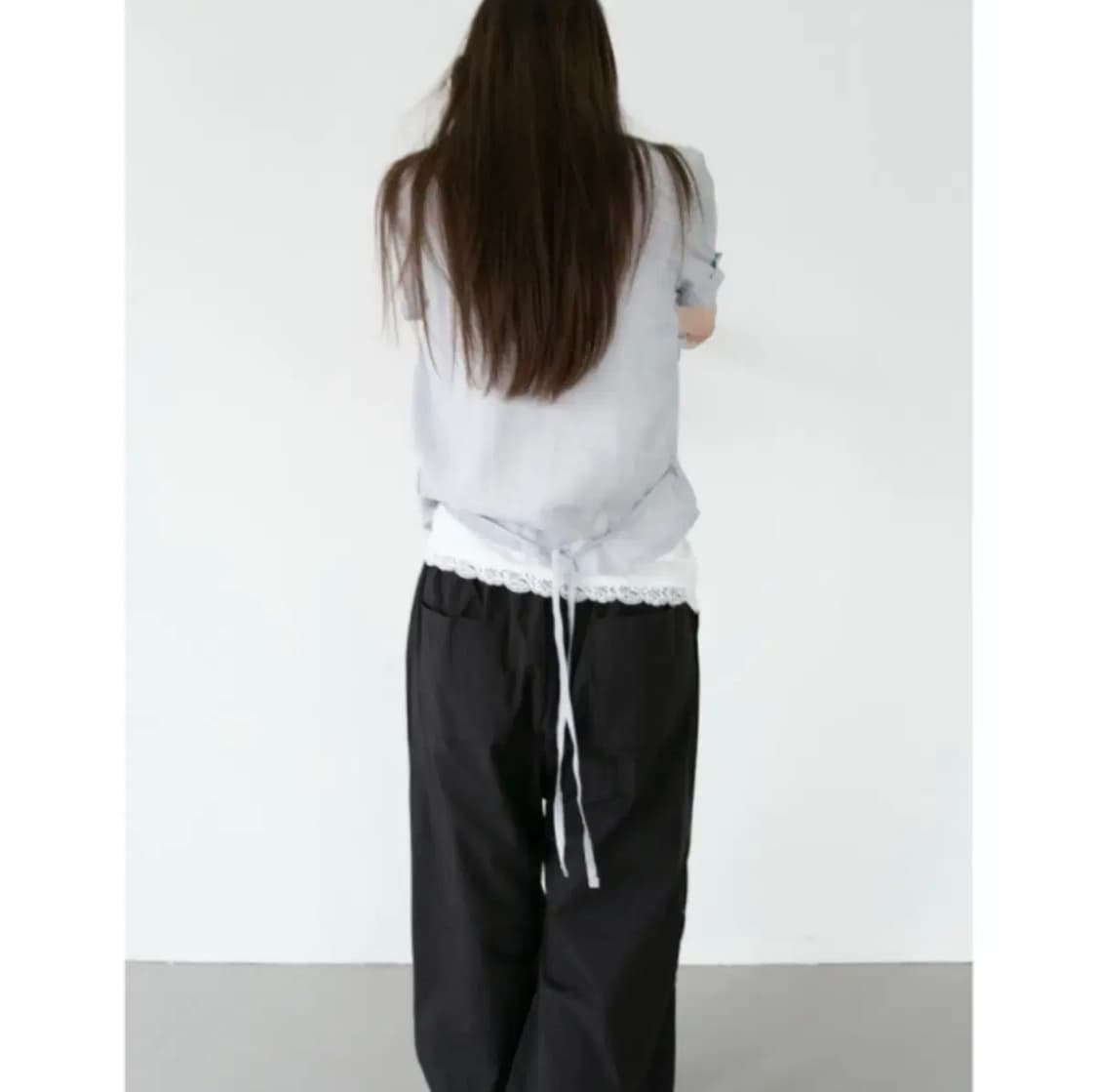 오무수희 silky layered half shirt 상품이미지8