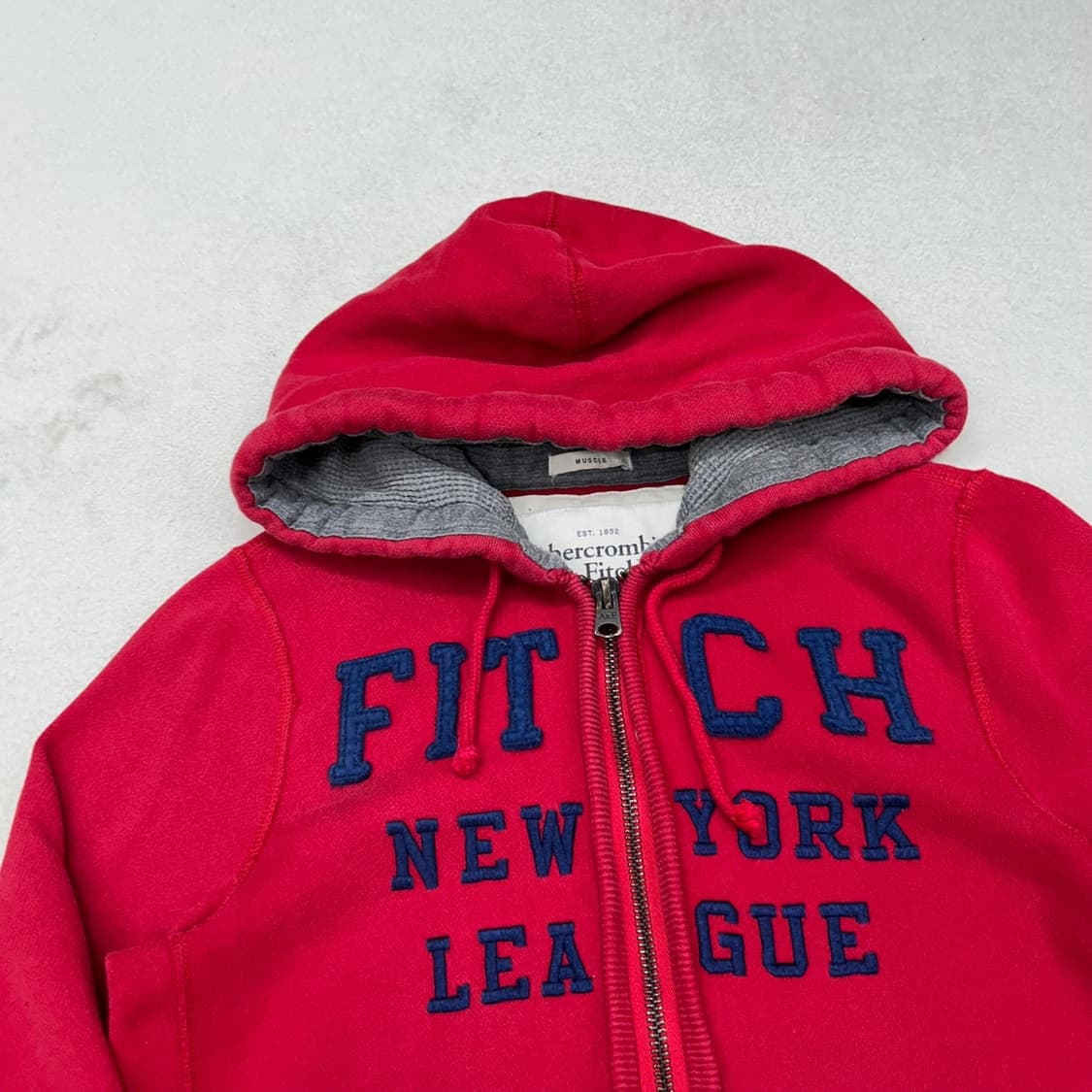 Abercrombie red hood zip-up 상품이미지5