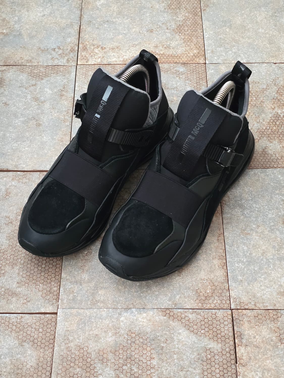 (260)푸마 알렉산더맥퀸 셀 버블 러너 미드 블랙 상품이미지1