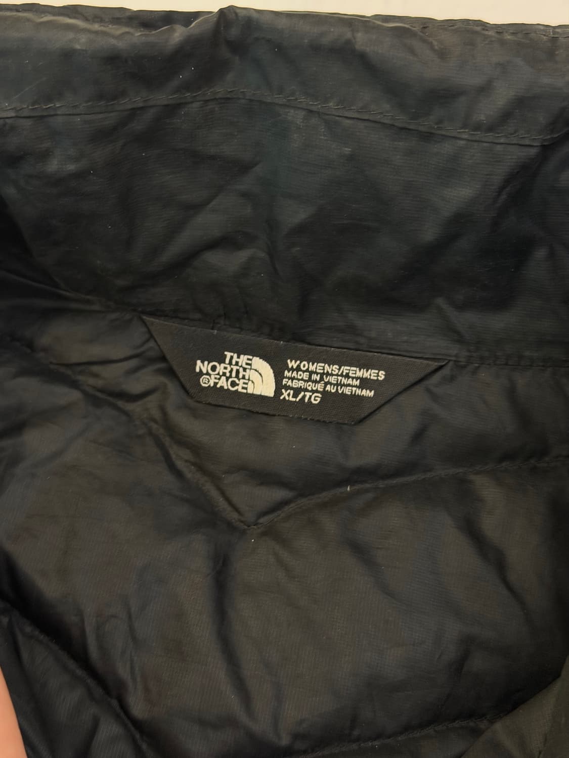 노스페이스 해외판 800필 다운 경량패딩 블랙 상품이미지5