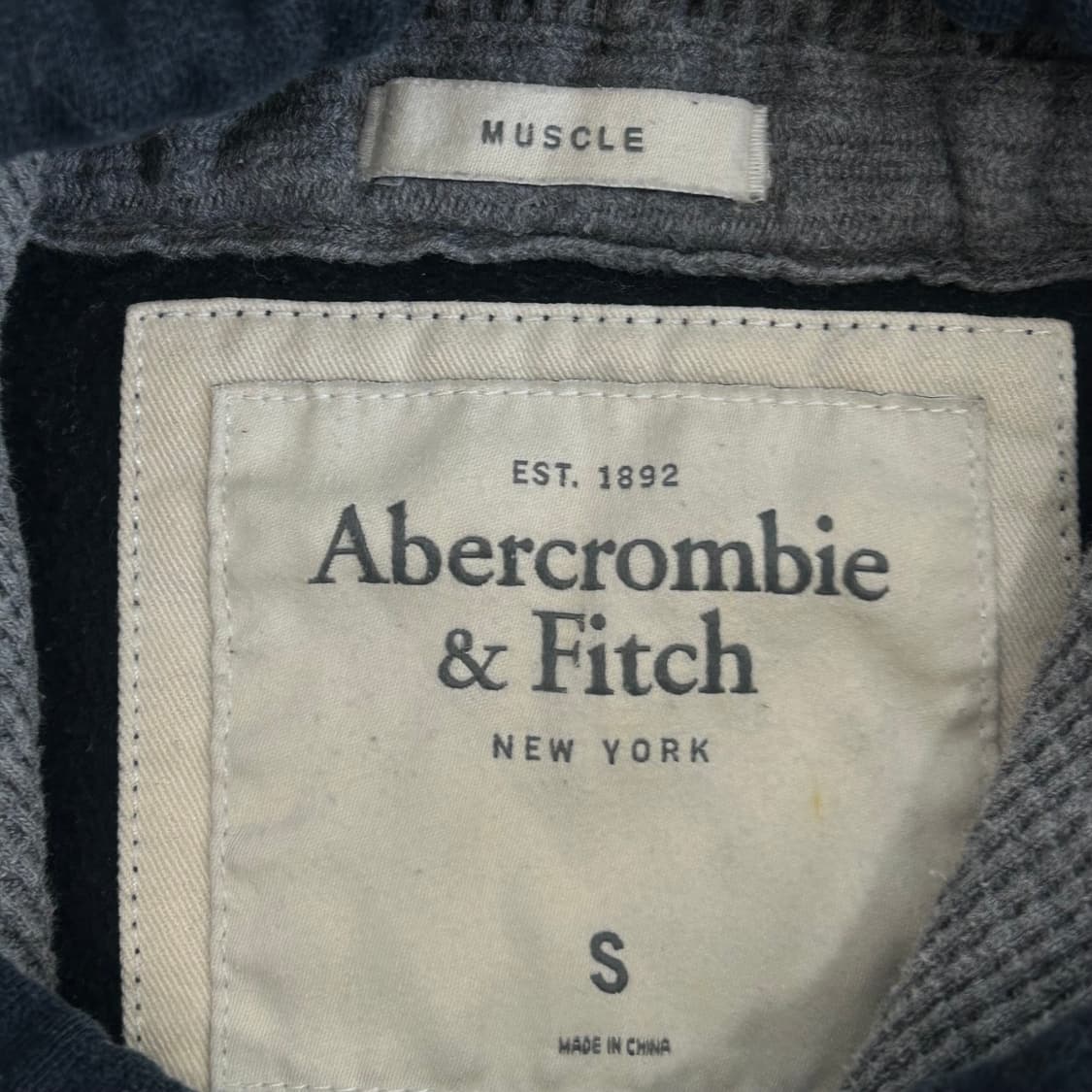 Abercrombie 아베크롬비 스펠아웃로고 럭비 네이비 후드티 상품이미지5