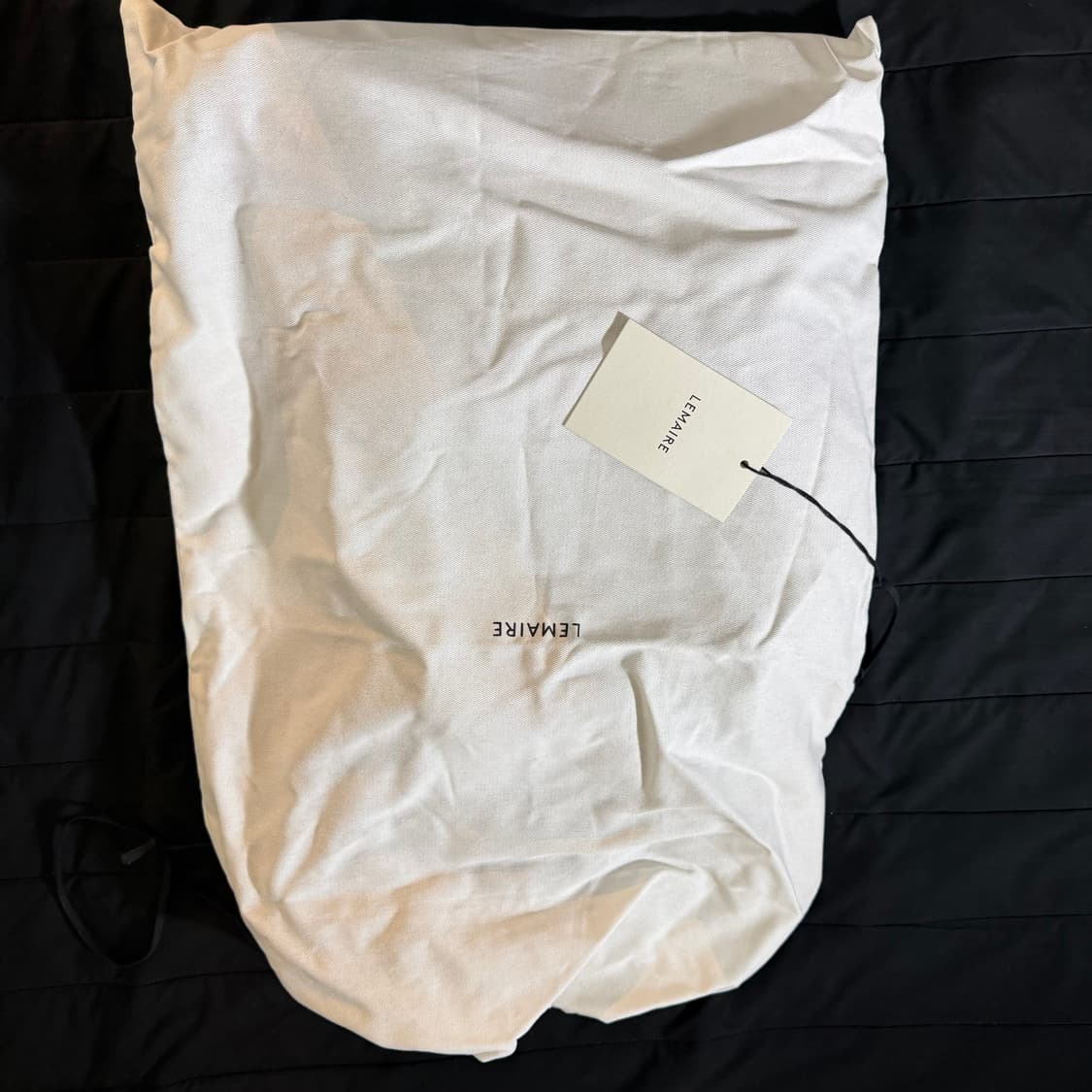 르메르 크루아상백 라지 소프트 나파레더 블랙 상품이미지3