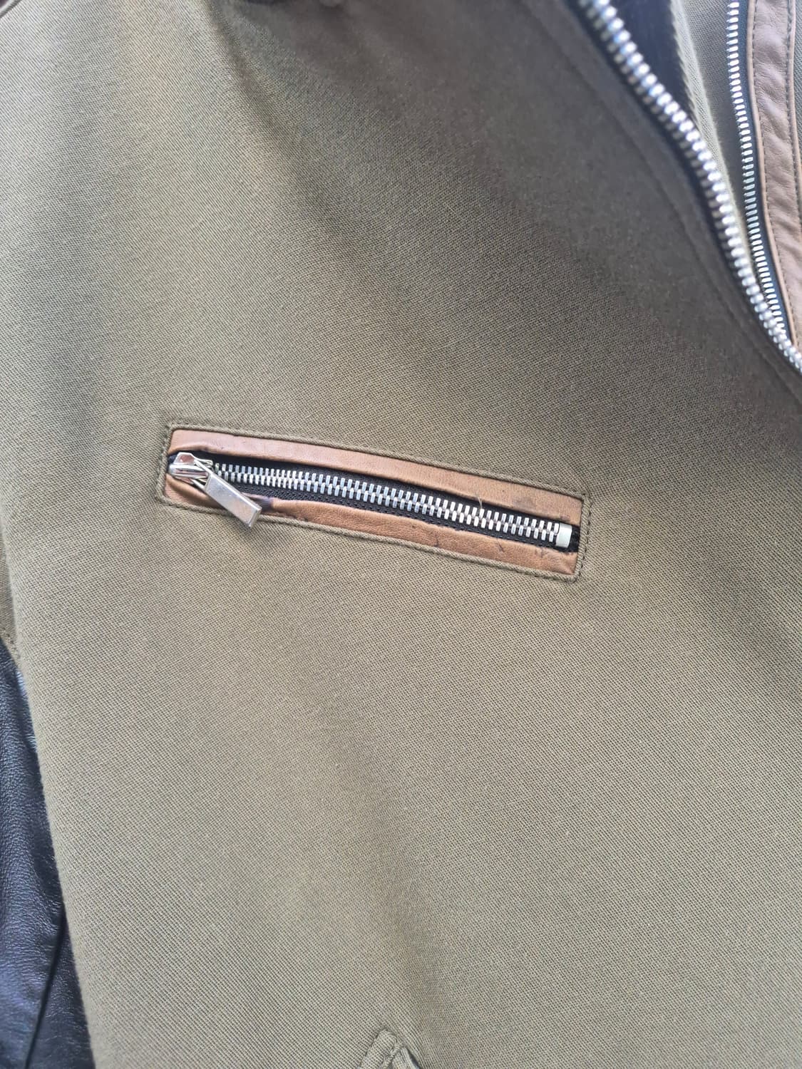 BEIGE 브랜드의 여성자켓입니다 상품이미지4