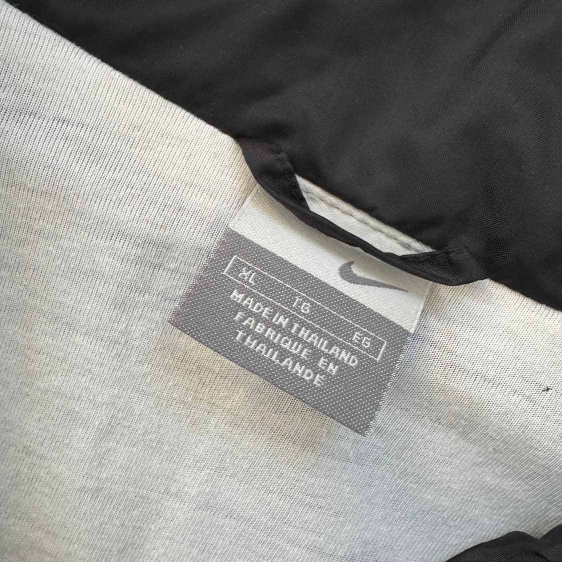 나이키 올드스쿨 스우시 바람막이 XL 상품이미지3