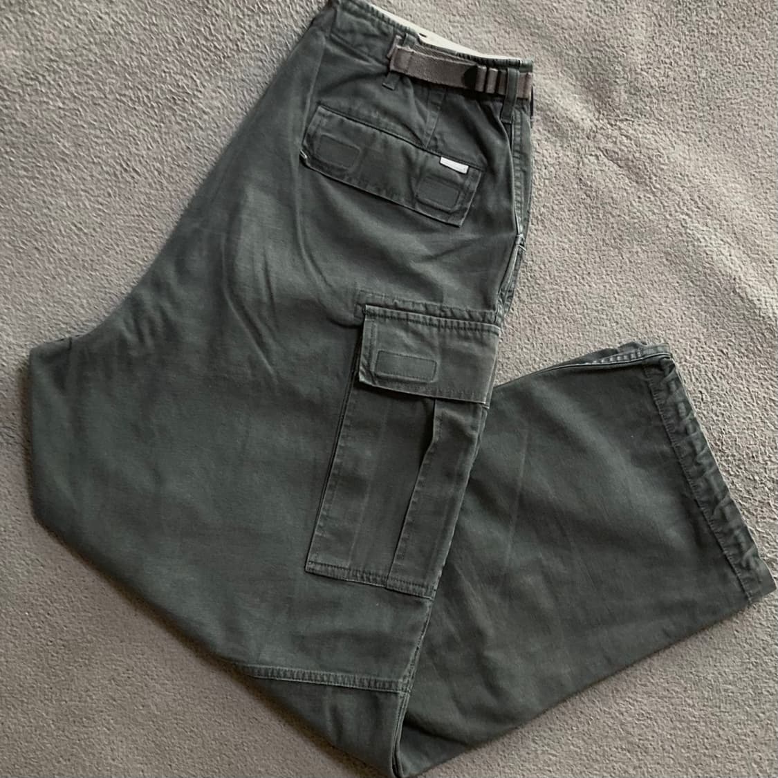 에스피오나지 챠콜 카고팬츠 SIZE L 상품이미지1