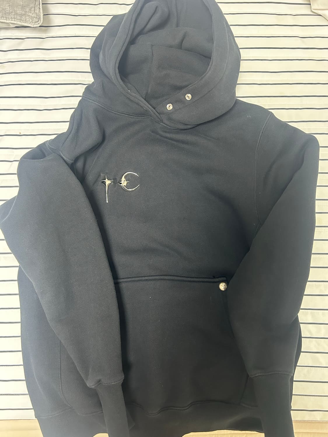 떠그클럽 후드티 상품이미지1