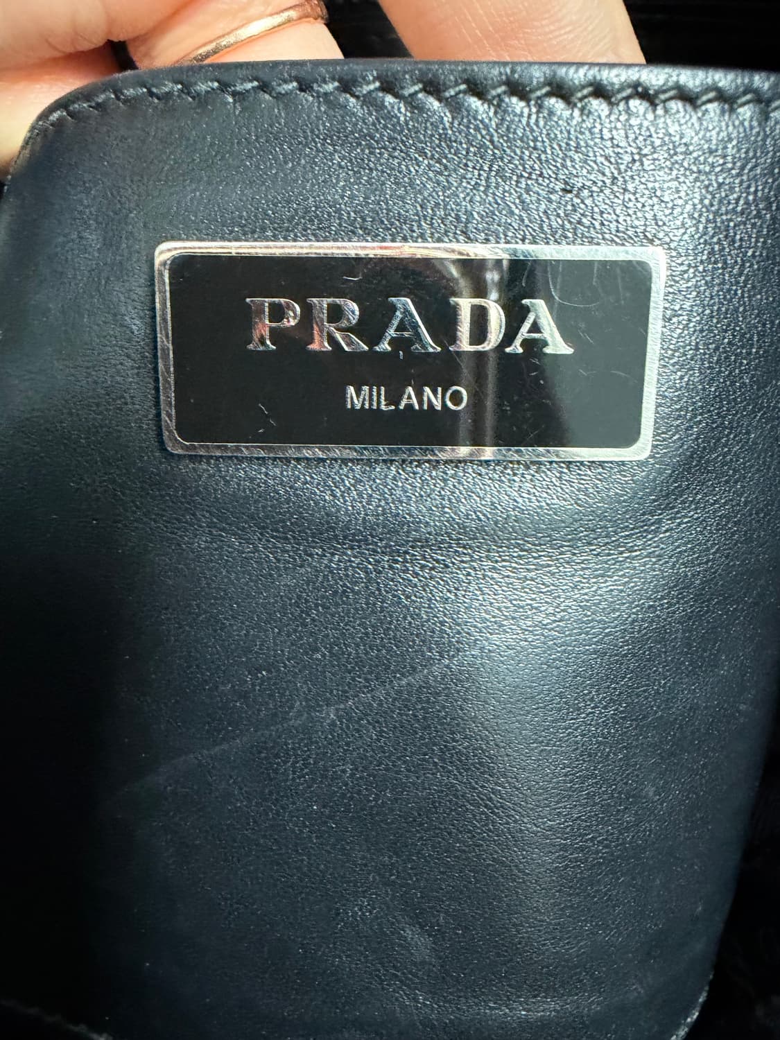 [정품] 프라다 카프 스킨 숄더백 상품이미지5