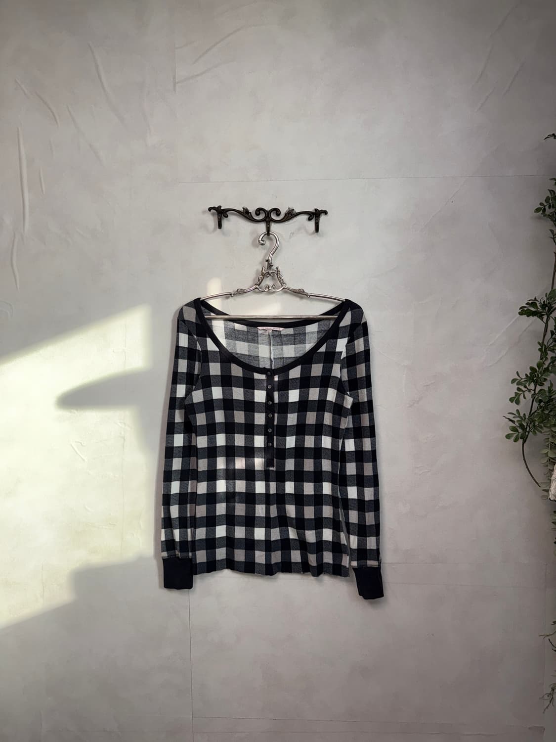 Victoria’s Secret check loose button 긴팔티 상품이미지2