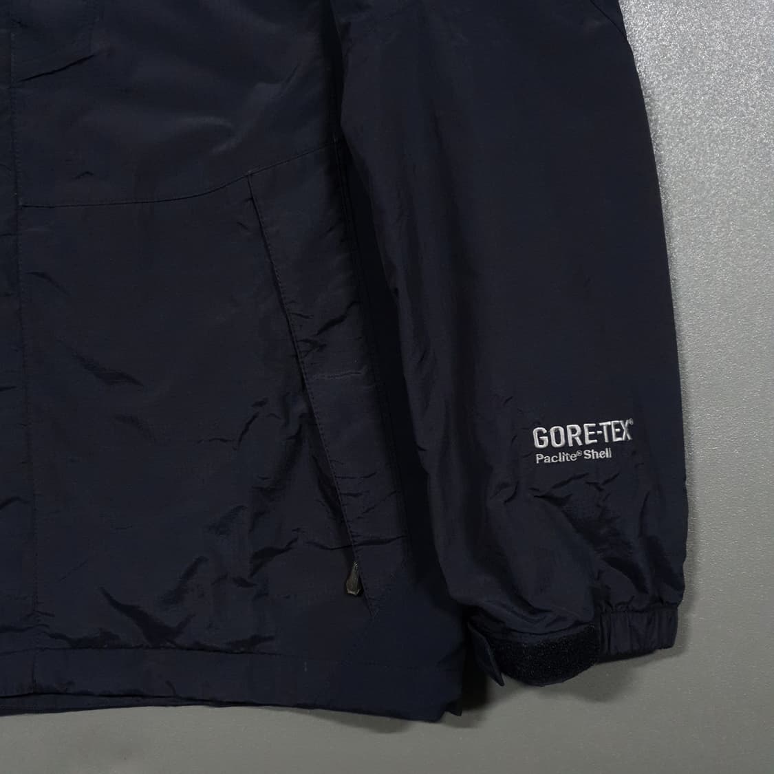 L) 코오롱스포츠 고어텍스 팩라이트쉘 투웨이 바람막이 마운틴 자켓 100 상품이미지4