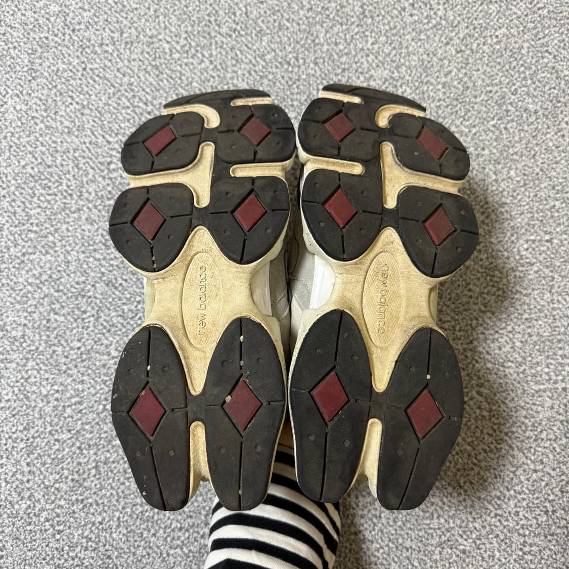 [정가 19만원] 뉴발란스 9060 그레이 265 상품이미지8