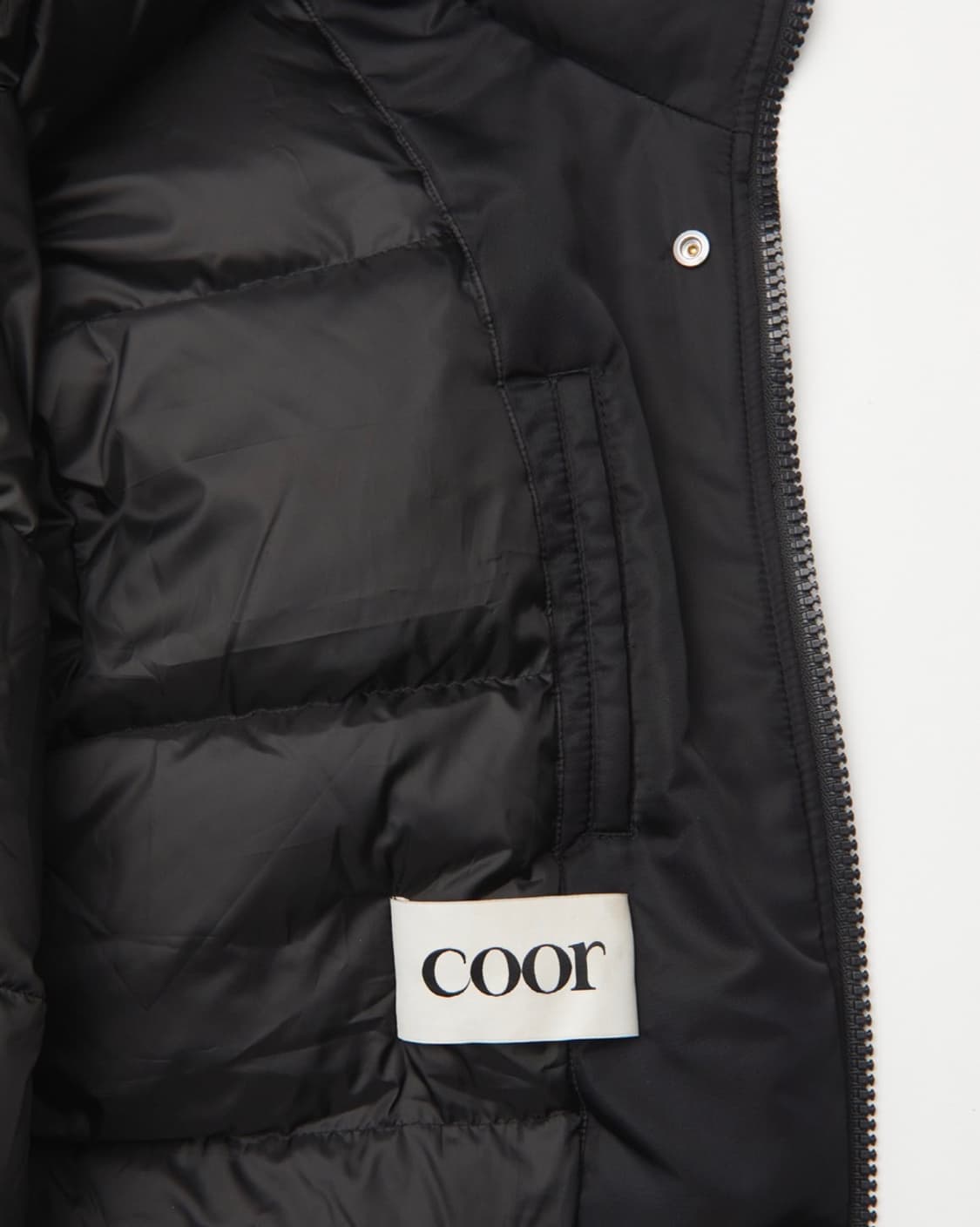 쿠어 스탠드 칼라 넥 다운 푸퍼 (블랙) 상품이미지4