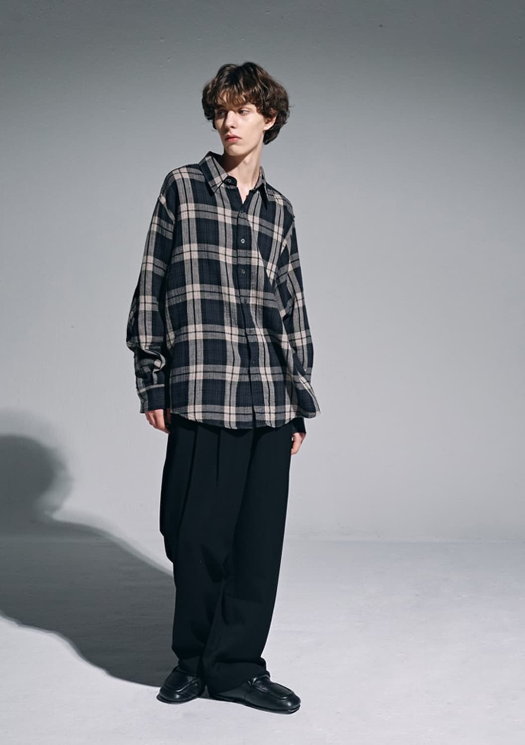 노운 엘보 패치드 셔츠 2사이즈 팝니다 상품이미지1