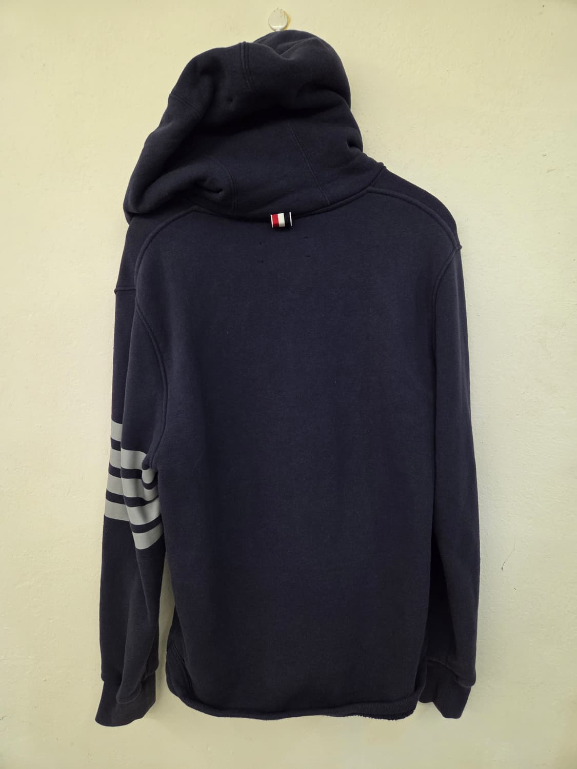 톰브라운 후드 4선 상품이미지7