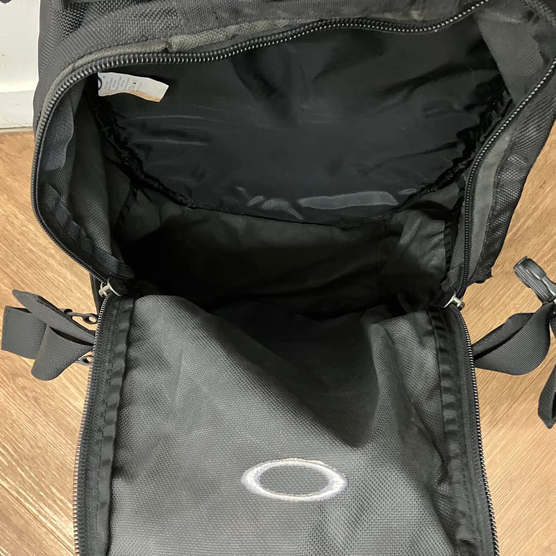 N215 오클리 백팩 상품이미지5