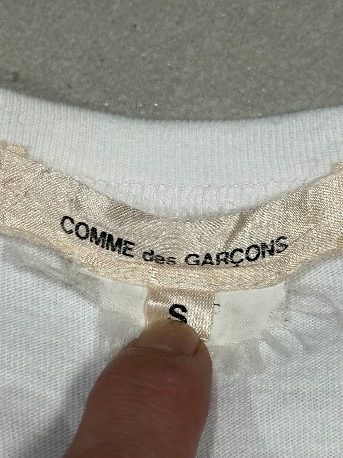 2017 꼼데가르송 x 뉴욕 현대 미술관 협업 반팔 티셔츠 상품이미지2