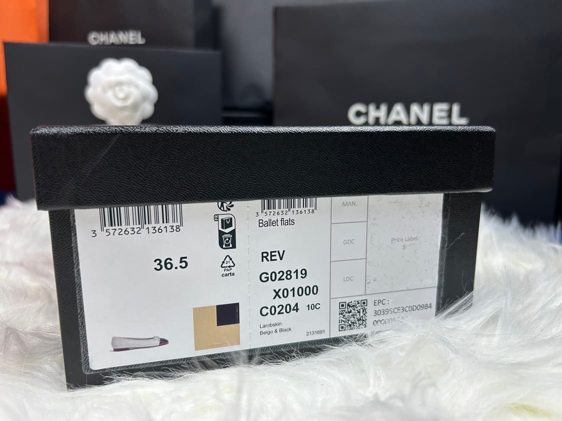 샤넬 투톤플랫 36.5 상품이미지4