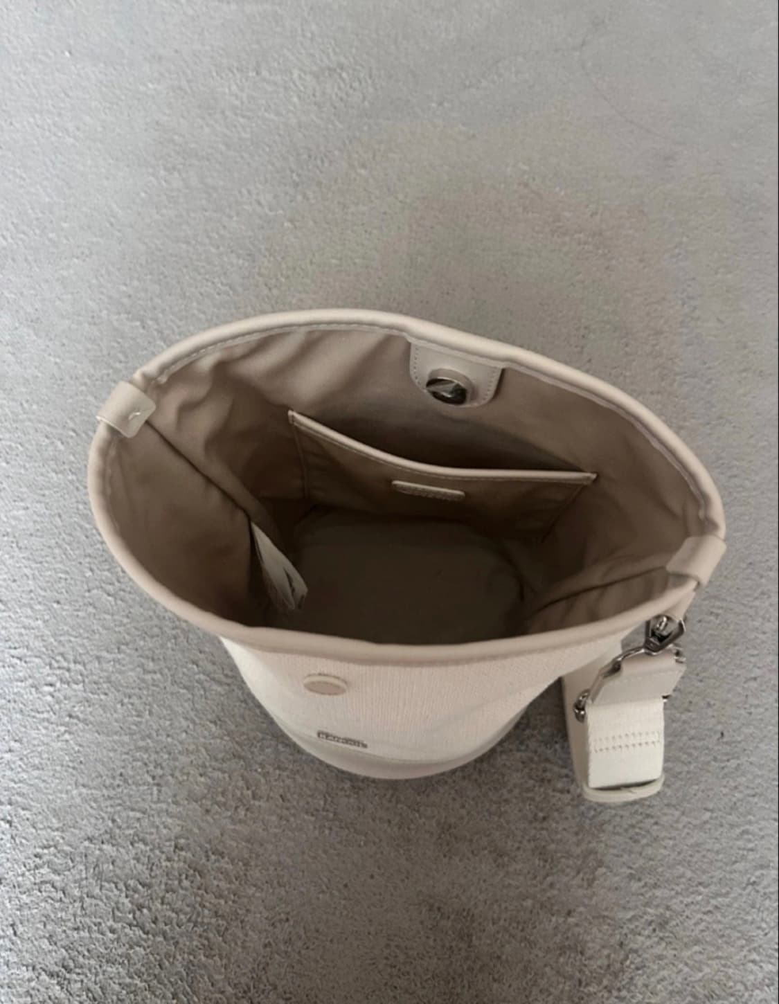 캉골 아이보리 버킷백 새상품 상품이미지3