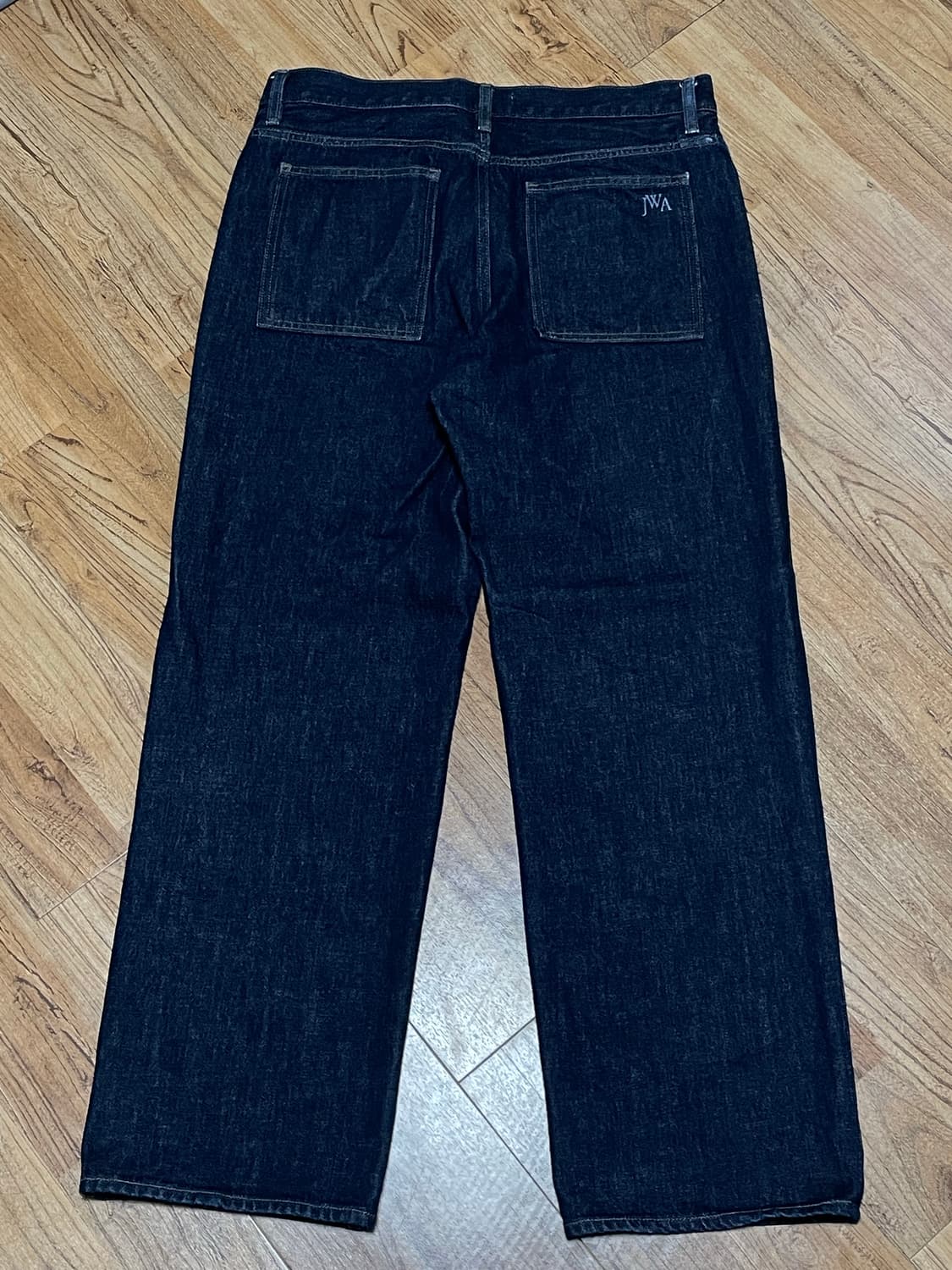 유니클로 JWA 스트레이트 진 미드 블루 상품이미지3