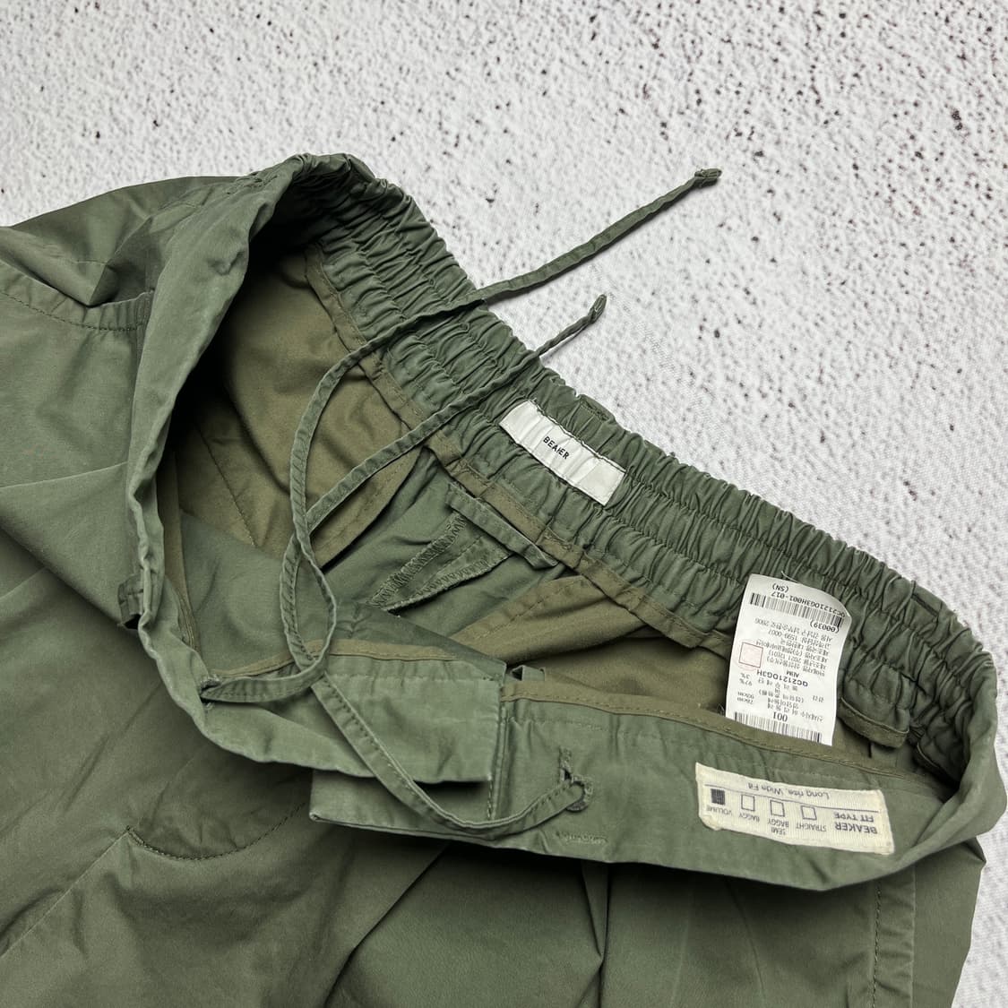 BEAKER Volume Fit Pleated Pants 상품이미지3