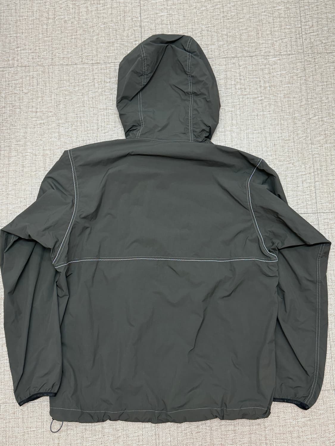 앤드원더 그라미치 콜라보 바람막이 L사이즈 상품이미지3