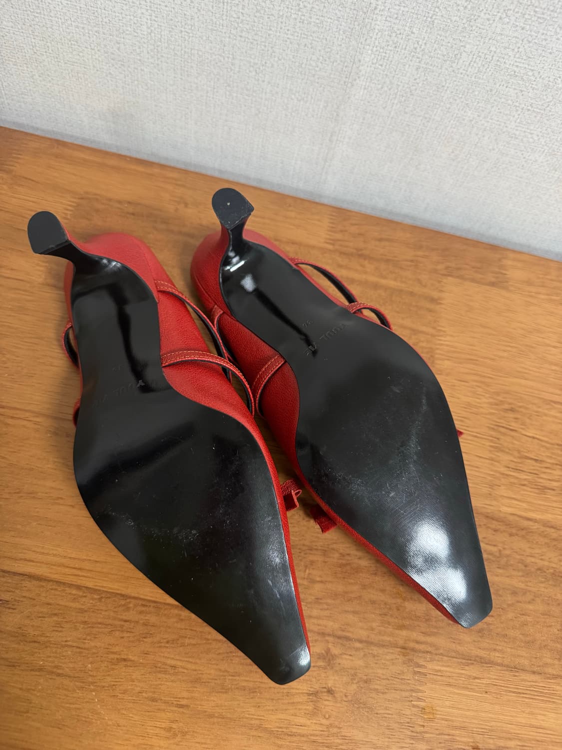 율이에 YUUL YIE 레드 리본 뮬 스틸레토 새상품 상품이미지6