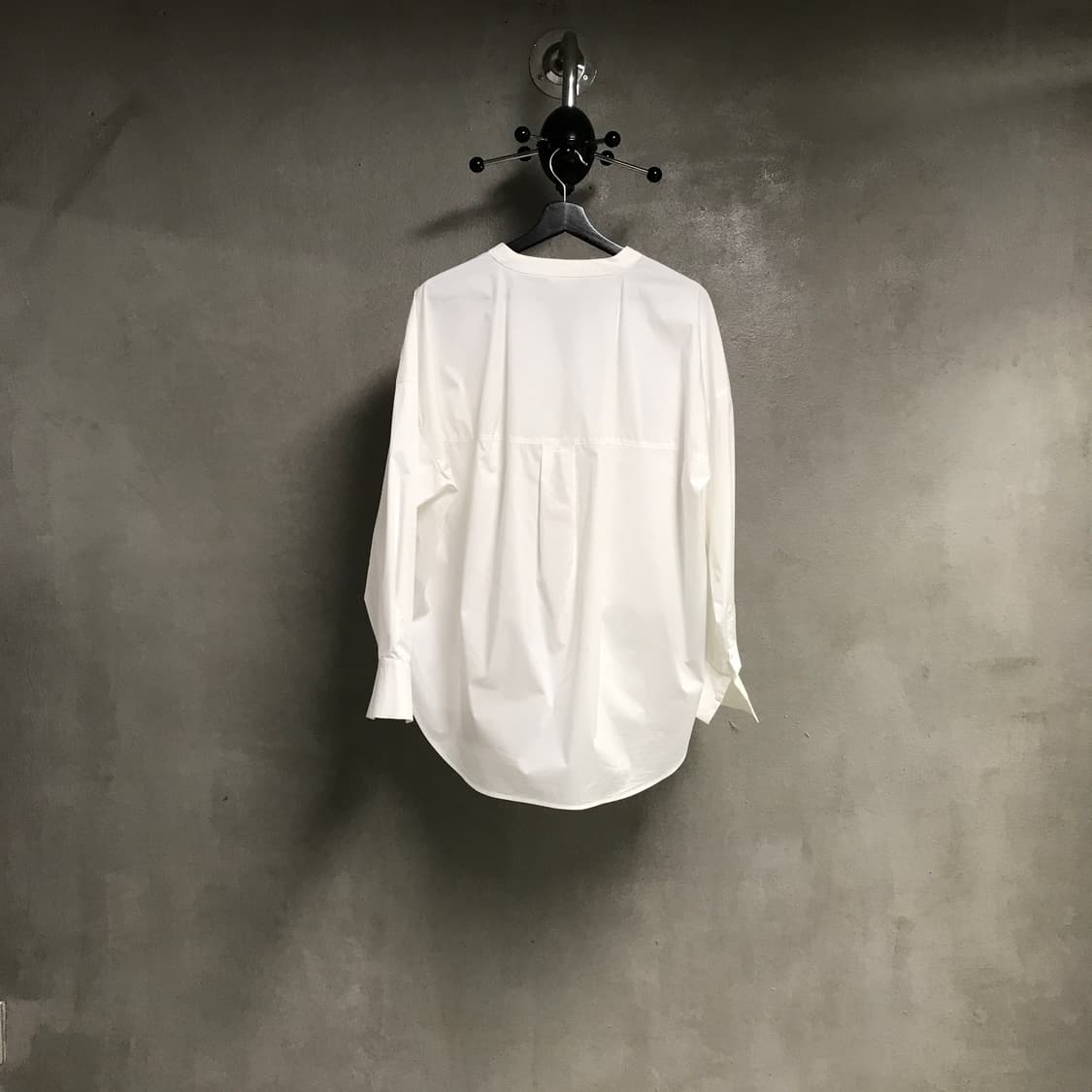 엔폴드 브이넥 셔츠 화이트 38(W) 상품이미지6