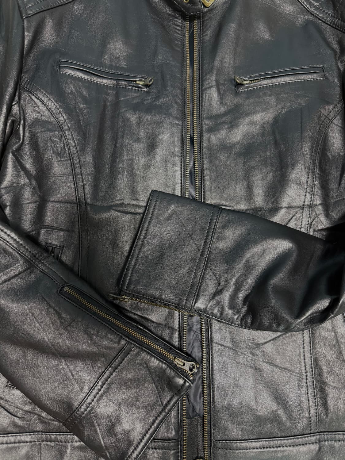 슬림핏 양가죽 포켓 가죽 점퍼 상품이미지3