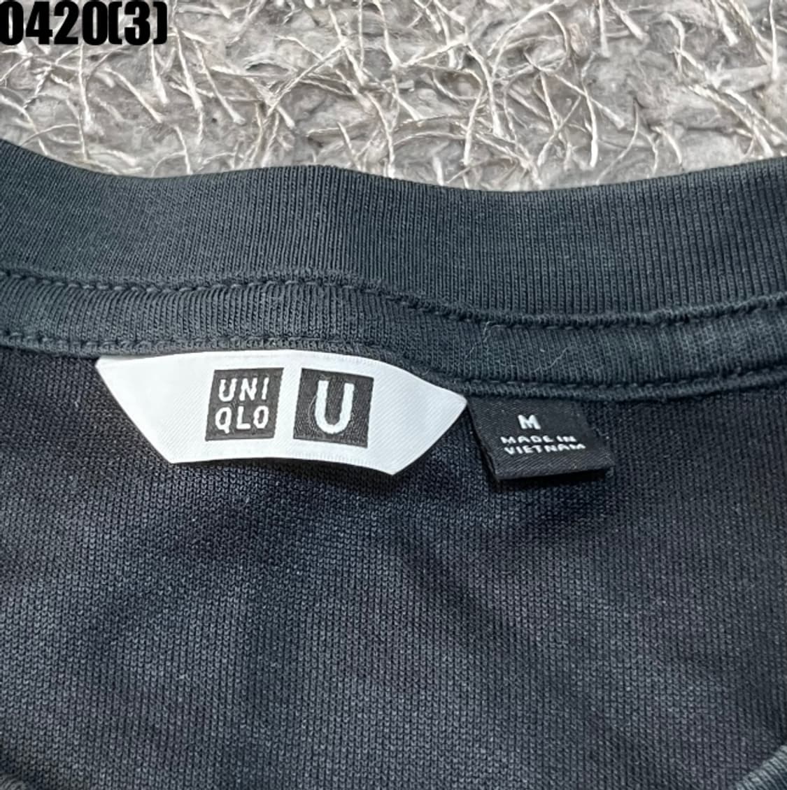 유니클로 반팔티셔츠 상품이미지3