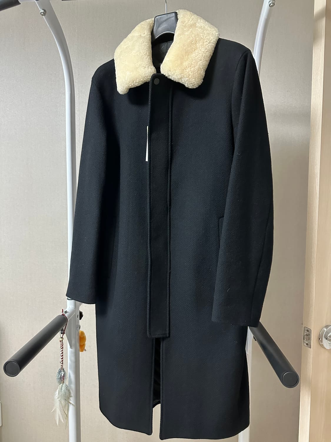 (새상품) 지오지아 세미오버 발마칸코트 95 블랙 상품이미지1