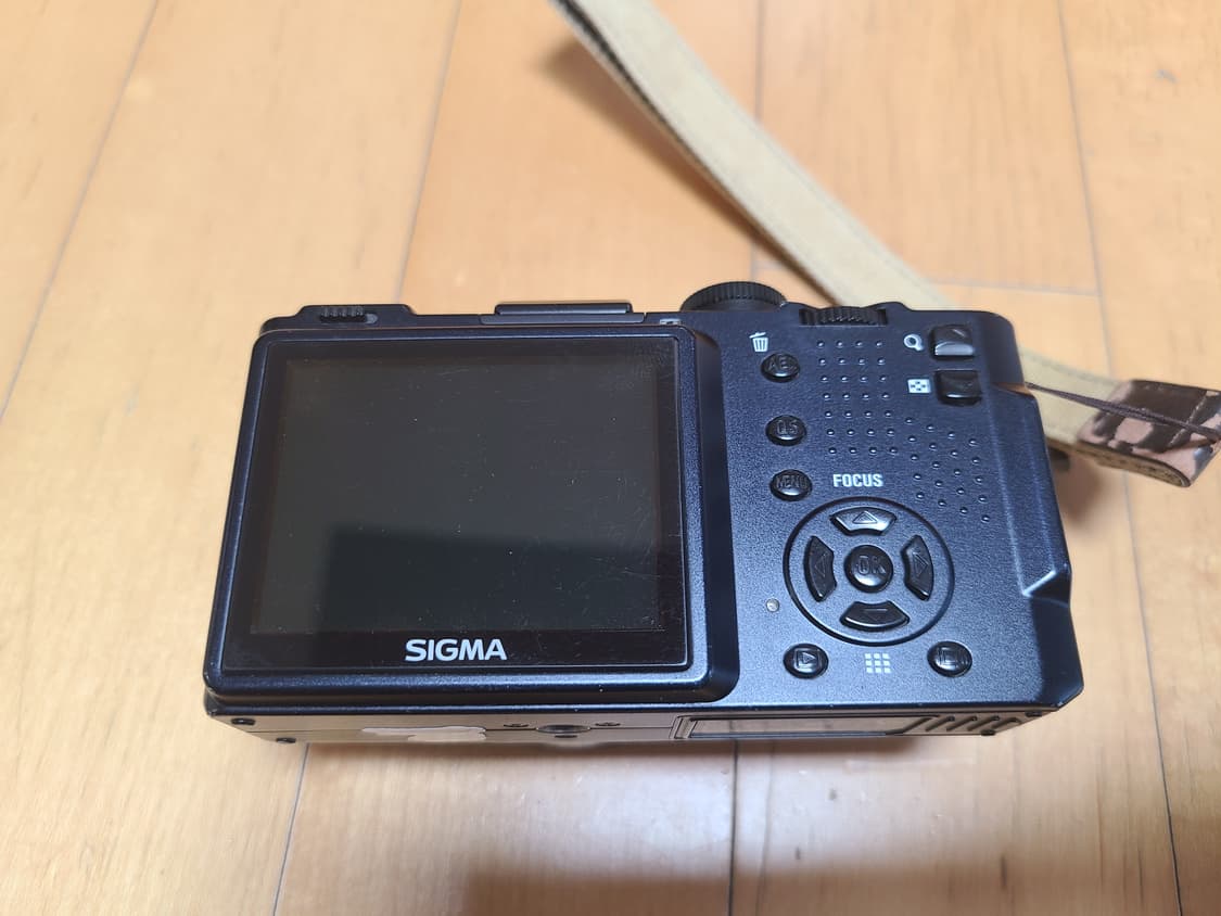 시그마 dp2 카메라 (배터리 3개, 포베온 센서) 상품이미지5